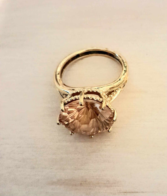 (I) GOLDEN Radiance Statement Ring