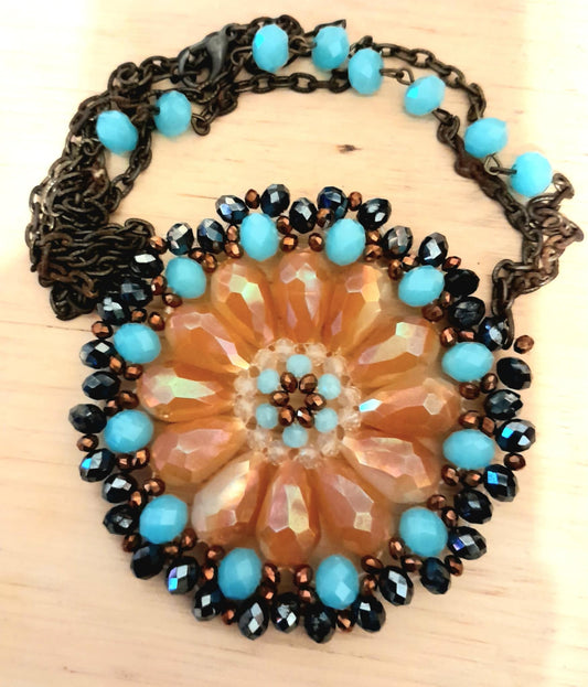 (H) BOHO BLOOM BEADED PENDANT